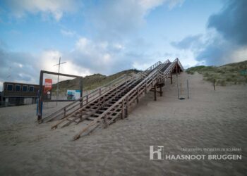 Haasnoot_Bruggen_strandtrap